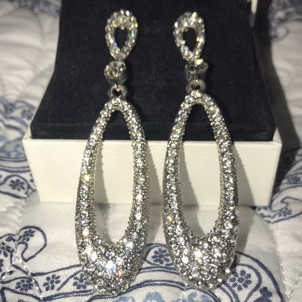 Homecoming/ Prom Rhinestone Earrings - Picture 3 of 3